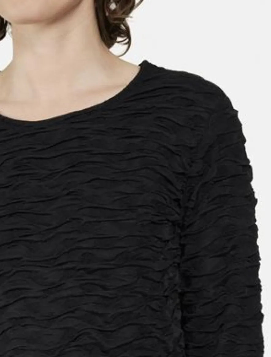 Brandtex wave effect textured tops