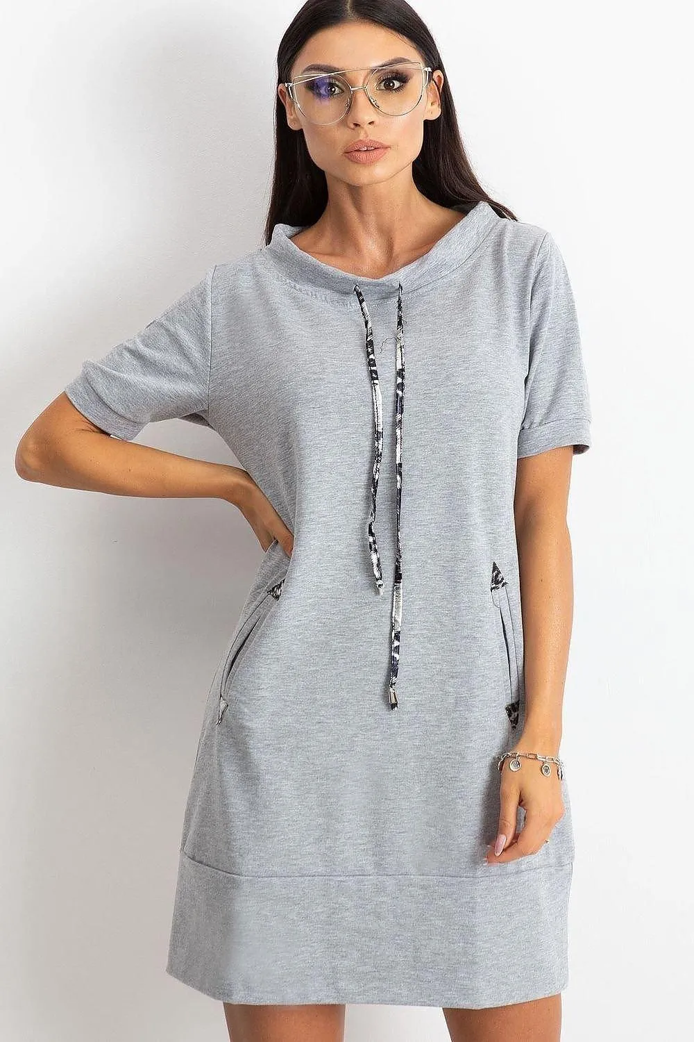 Chic Athletic Dress with Convenient Pockets