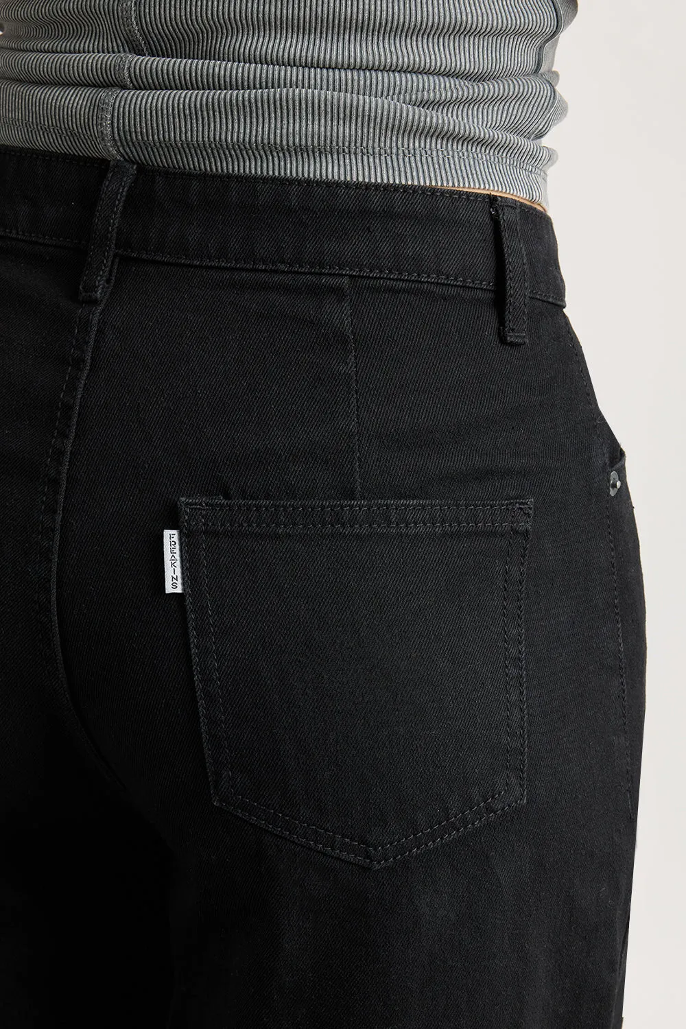 Relaxed Distress Black Jeans